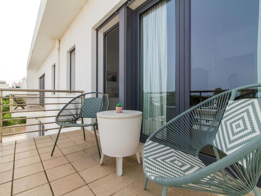 Rainbow House - Sea View & Pool & Garage & Garden & Albufeira 빌라 외부 사진