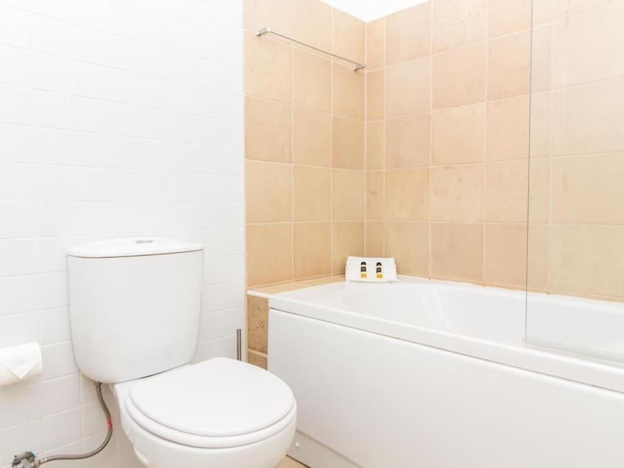 Rainbow House - Sea View & Pool & Garage & Garden & Albufeira 빌라 외부 사진