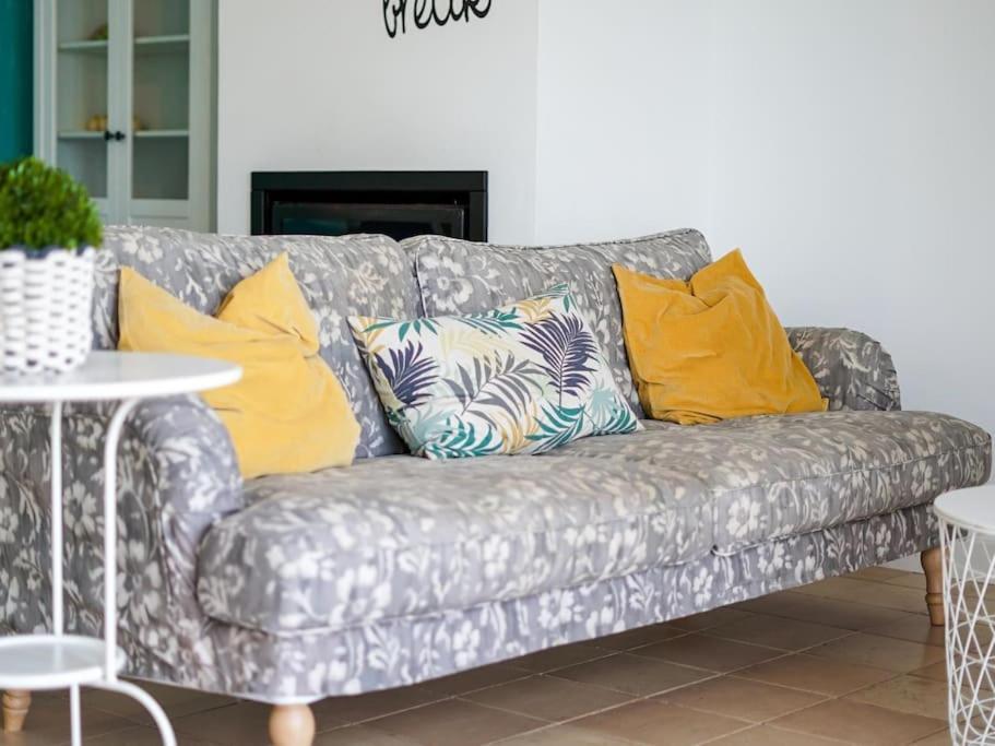 Rainbow House - Sea View & Pool & Garage & Garden & Albufeira 빌라 외부 사진